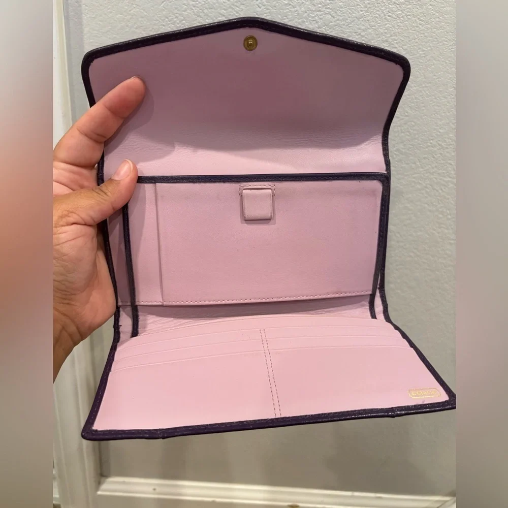 Vintage Coach Madison Leather Tri fold Checkbook Wallet Purple and Pink EUC